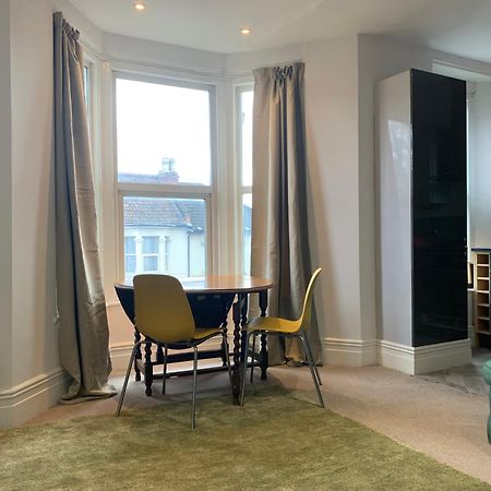 Central 2 Bed Flat. Free Parking Bristol Eksteriør billede